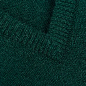 William Lockie Knitwear | Bottle Green Lambswool Slipover