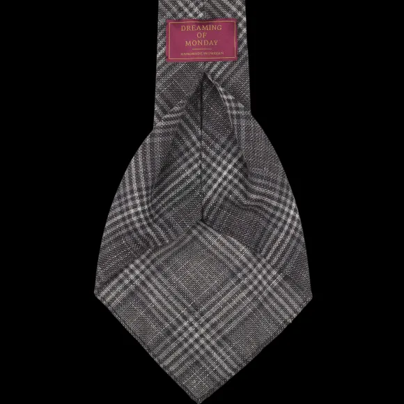 Dreaming Of Monday Ties | Grey Checked 7-Fold Vintage Wool Tie