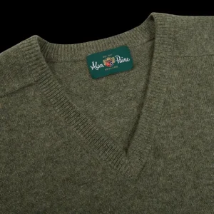 Alan Paine Knitwear | Landscape Green Lambswool V-Neck