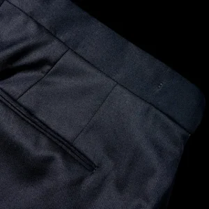 Tagliatore Trousers | Midnight Navy Pleated Super 110S Wool Trousers